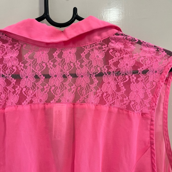 Neon pink shirt with lace detailing - Picture 7 of 10